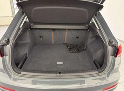 Notranja slika - Audi Q3 - 35 TDI S tronic.LED.ACC.KAMERA.USNJE.NAVI.DIZEL - 15 - Predogledna slika