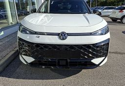 Zunanja slika - VW T-Roc - 1.5 eTSI R-line DSG 110  150 - 7 - Predogledna slika