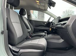 Zunanja slika - KIA Stonic - 1.0 T-GDi LX Life DCT - 19 - Predogledna slika