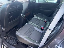 Zunanja slika - Renault Grand Scenic - Bose TCe 130PS 7SEDEŽEV LED NAVI PDC ALU17 - 11 - Predogledna slika