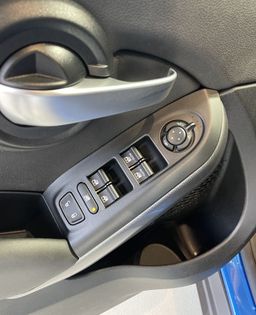 Zunanja slika - Fiat 500X - 1.LASTNIK-PANORAMA-KEYLESS-TEMPOMAT-GRETJE-KAMERA - 12 - Predogledna slika