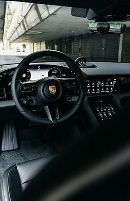 Zunanja slika - Porsche Taycan Sport Turismo - 21 COL Pano Zračno vzmetenje BOSE Radar - 11 - Predogledna slika