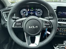 Zunanja slika - KIA XCeed - 1.5 T-GDi EX WAY ISG.7DCT - 13 - Predogledna slika