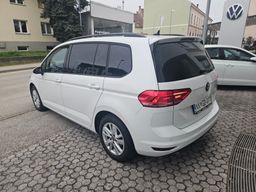 Zunanja slika - VW Touran - 2.0 TDI DSG Comfortline 110kW - 4 - Predogledna slika