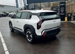 Zunanja slika - KIA EV3 - STAR 58.3 kWh baterija.doseg do 436km - 4 - Predogledna slika