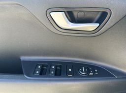 Zunanja slika - KIA Stonic - 1.0 T-GDi EX Edition ISG - 15 - Predogledna slika