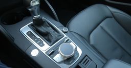 Zunanja slika - Audi A3 - 40 E-tron S-tronic-VIRTUAL-LED-NAVI-PDC - 17 - Predogledna slika