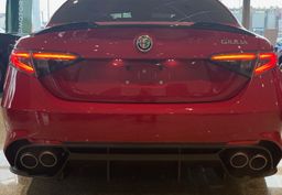 Zunanja slika - Alfa Romeo Giulia - 2.9 Turbo 520hp AT8 Quadrifoglio - 7 - Predogledna slika