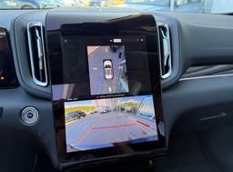 Zunanja slika - Hongqi HS3 - 1.5T + PANORAMA + 360KAMERA + NOVO NA TRGU - 13 - Predogledna slika