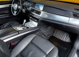 Zunanja slika - BMW Serija 7 - : 730d AUT. HEADUP-SOFTCLOSE-MERMOY-GRETJE-NAVI. - 16 - Predogledna slika