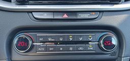 Zunanja slika - KIA Ceed - SW 1.5 T-GDI LX Champion+ ISG - 19 - Predogledna slika