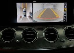 Zunanja slika - Mercedes-Benz E-Razred - LIMO-300-de-2X-AMG-LINE-WIDESCREN-360-KAM-LED-ACC- - 13 - Predogledna slika