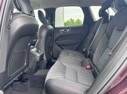 Zunanja slika - Volvo XC60 - B5P  Core AT AWD 3 leta garancije + 3 servisi - 8 - Predogledna slika