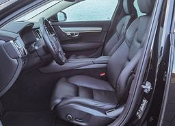 Zunanja slika - Volvo V90 - D3 A Momentum LED•ACC•VIRTUAL•GRETJE•KAMERA•17C• - 6 - Predogledna slika