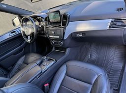 Zunanja slika - Mercedes-Benz GLE-Razred - GLE 250d-PANORAMA-360°-USNJE- NAVI-H K - 10 - Predogledna slika