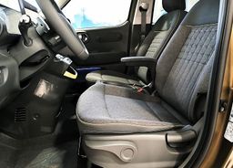 Zunanja slika - Hyundai Inster - 49 kWh CROSS IMPRESSION-AKT.T-MRT.K-360-MATT-VIDEO - 9 - Predogledna slika