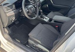 Zunanja slika - Škoda Superb - 2.0 TDI 150ks °AUTOMATIC°FULL LED°VIRTUAL°ALU 17 - 8 - Predogledna slika