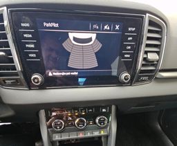 Notranja slika - Škoda Karoq - 1,6 TDI Ambition - 10 - Predogledna slika
