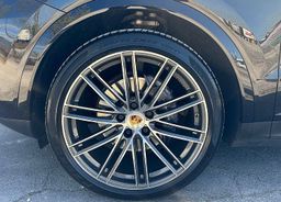 Zunanja slika - Porsche Cayenne - Coupe E-Hybrid Aut.-GRET.+HLAJ.-VIRTUAL-21COL-MEMORY - 7 - Predogledna slika