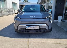 Zunanja slika - KIA EV3 - 58.3 kWh baterija. 150 kW  204 KM  Star - 3 - Predogledna slika