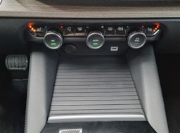 Zunanja slika - Citroën C5 X - Shine 1.6L AVTOMATIK-KAMERA-DAB-NAVI-ACC - 16 - Predogledna slika