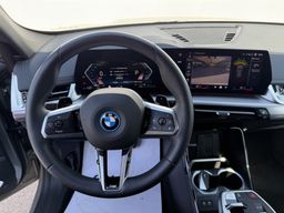 Zunanja slika - BMW X1 - xDrive30e - 7 - Predogledna slika