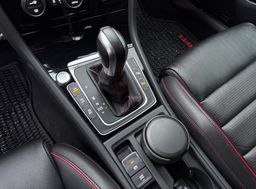 Zunanja slika - VW Golf - 2.0 GTI FUL LED ACC LINE ASIST MRTVI KOTI VIRTUAL - 16 - Predogledna slika