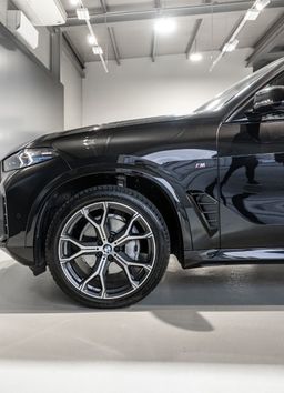 Zunanja slika - BMW X5 - serija : 3.0D-XDRIVE-M PAKET-HEAD UP-PANORAMA-NAVI-HK-21COL - 5 - Predogledna slika