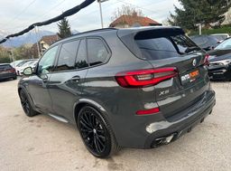 Zunanja slika - BMW X5 - serija : xDrive45e M SPORT LASER ACC PANO HEADuP ALU22 - 1 - Predogledna slika