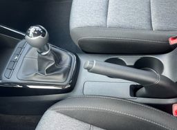 Zunanja slika - KIA Stonic - 1.2 DPI 57.9 kW  79 KM  LX Urban+ M T - 12 - Predogledna slika