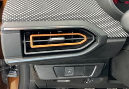 Zunanja slika - Dacia Sandero - 1.0 TCe 90 Comfort LED. VZR KAM. 2X PDC. TEMP.NAVI - 13 - Predogledna slika