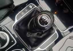 Zunanja slika - Mercedes-Benz C-Razred - C 200 CDI-AVNTGARDE SPORT-USNJE-NAVI-TEMPOMAT-... - 16 - Predogledna slika