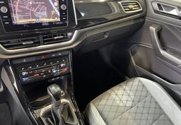 Zunanja slika - VW T-Roc - R LINE-RADAR-NAVIGACIJA-KAMERA-ALCANTARA-VIRTUAL - 11 - Predogledna slika