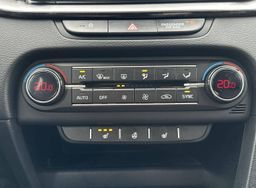 Zunanja slika - KIA XCeed - 1.6 T-GDi EX WAY ISG.7DCT... - 19 - Predogledna slika