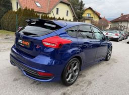 Zunanja slika - Ford Focus - ST-3 2.0 TDCi AUT. SLO 1.LASTNIK LED XENON RECARO - 6 - Predogledna slika