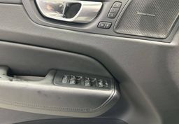 Zunanja slika - Volvo XC60 - B4 D Plus Dark AT ACC 360 Pano H K Memory... - 12 - Predogledna slika