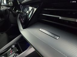 Notranja slika - Audi - A3 Sportback 40 TDI quattro S line S tronic - 17 - Predogledna slika