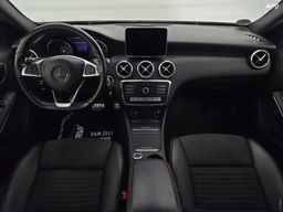Notranja slika - Mercedes-Benz A-Razred - A 200 d 4MATIC AMG Line Avt. - 9 - Predogledna slika