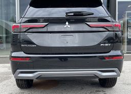 Zunanja slika - Mitsubishi Outlander - 2.4 PHEV Instyle+ Auto - 4 - Predogledna slika