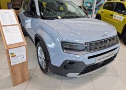 Zunanja slika - Jeep Avenger - 1.2 GSE 100 ALTITUDE + ZIMSKI BON - 3 - Predogledna slika
