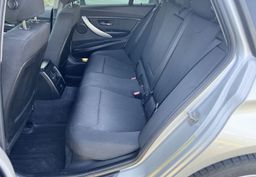 Zunanja slika - BMW Serija 3 - Touring: 318d AUT alu-pdc-navi-acc-gretje sedežev-servis - 4 - Predogledna slika