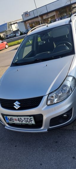 Zunanja slika - Suzuki SX4 - 4x4 1,6 Deluxe - 4 - Predogledna slika