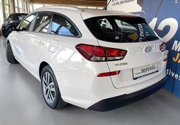 Zunanja slika - Hyundai i30 Wagon - 1.6 CRDI 110 PREMIUM SLOVENSKO POREKLO... - 2 - Predogledna slika
