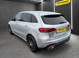 Zunanja slika - Mercedes-Benz B-Razred - B 180d FUL LED NAVIGACIJA TEMPOMAT KAMERA PDC TOP. - 4 - Predogledna slika