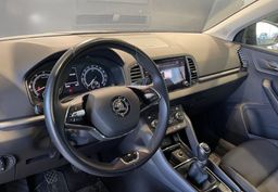 Zunanja slika - Škoda Karoq - 1.LASTNIK-SLO-KEYLESS-KAMERA-RADAR-ALU - 10 - Predogledna slika
