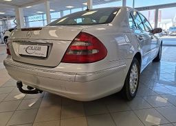 Zunanja slika - Mercedes-Benz E-Razred - E 270 CDI ELEGANCE - 4 - Predogledna slika