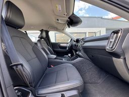 Zunanja slika - Volvo XC40 - 2.0 TD 150KM D3 MOMENTUM-LED-HARMAN KARDON-NAVI - 12 - Predogledna slika