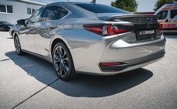 Zunanja slika - Lexus ES - 300h F Sport Premium Davčna olajšava za PODJETJA - 6 - Predogledna slika