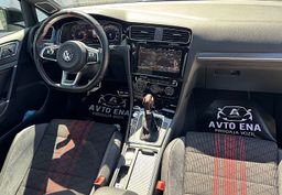 Zunanja slika - VW Golf - 2.0 GTI TCR-AKRAPOVIČ-ALCANTARA-LED-PANO-ACC - 12 - Predogledna slika