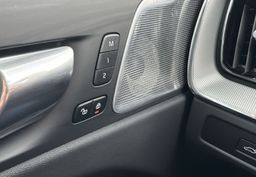 Zunanja slika - Volvo XC60 - ORIGINAL ULTIMATE-KRISTAL-BOWERS WILKINS-PANO-21 - 20 - Predogledna slika